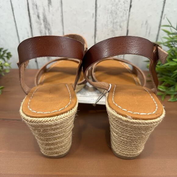 Amazon Essentials Women's Espadrille Wedge Sandalas Size 13 - Picture 5 of 8